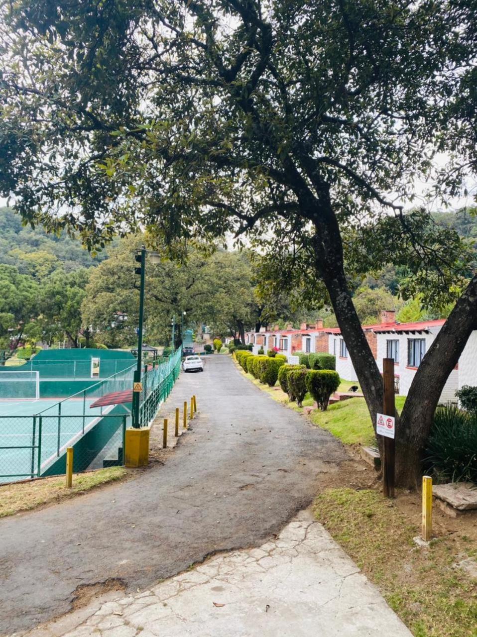 Club Santa Maria Hotel Cuernavaca Bagian luar foto